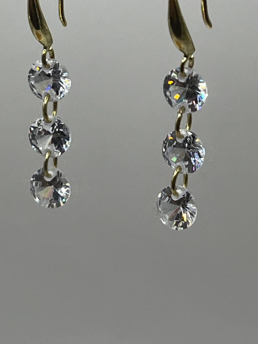 Crystal Drop earrings made with Swarovski Crystals NWOT